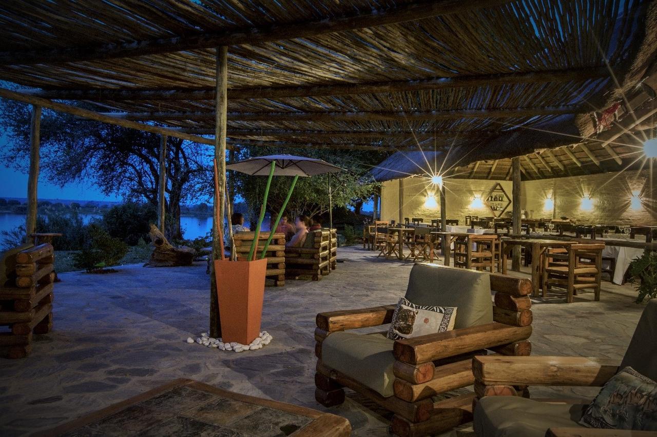 Big 5 Toro Lodge 五大兽河畔酒店 卡萨内 外观 照片